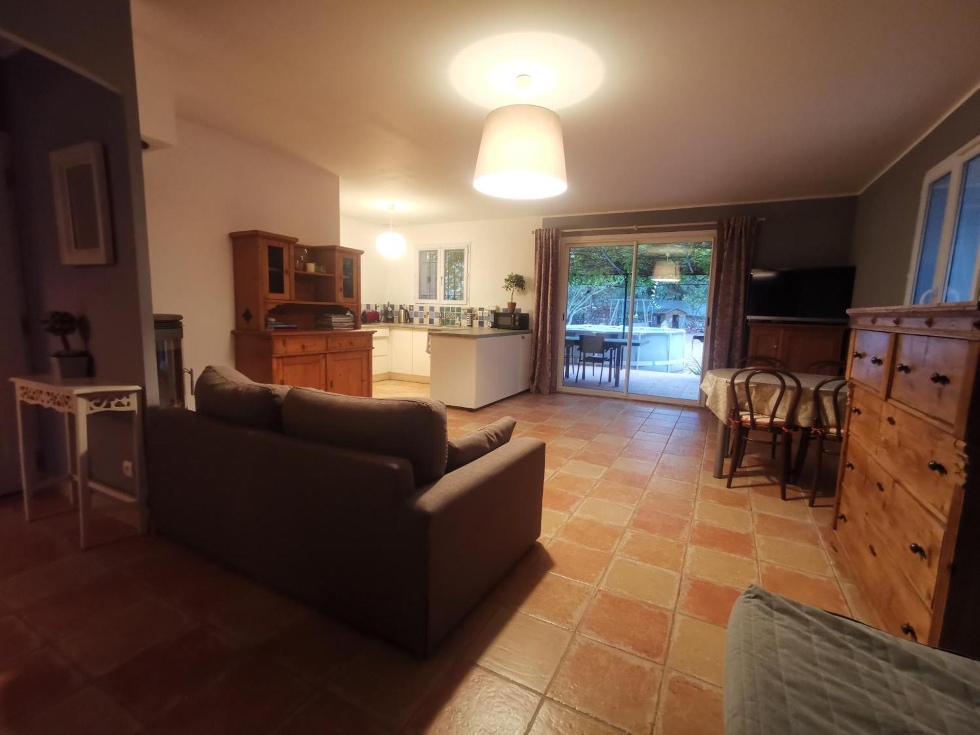 T2 Independant Terrasse Et Piscine Au Calme Var Sud De La France Flassans-sur-Issole المظهر الخارجي الصورة